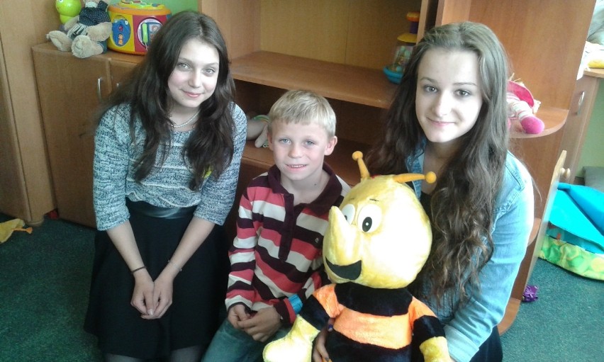 Uczniowie ZSP 1 w Radomsku charytatywnie dla domu dziecka