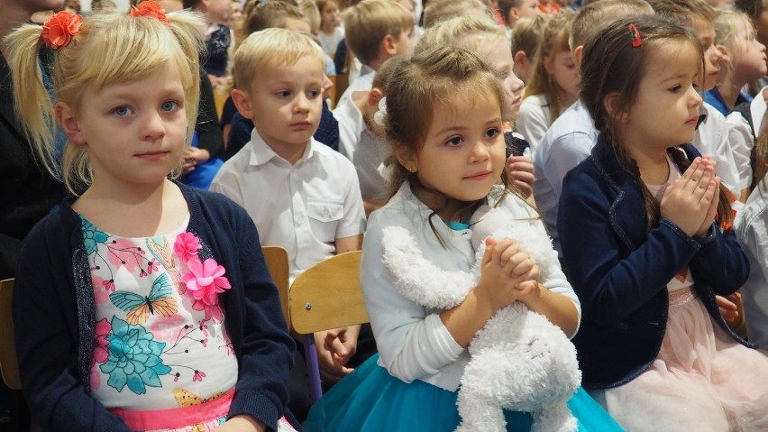 SP Połchow - otworzyli nową szkołę