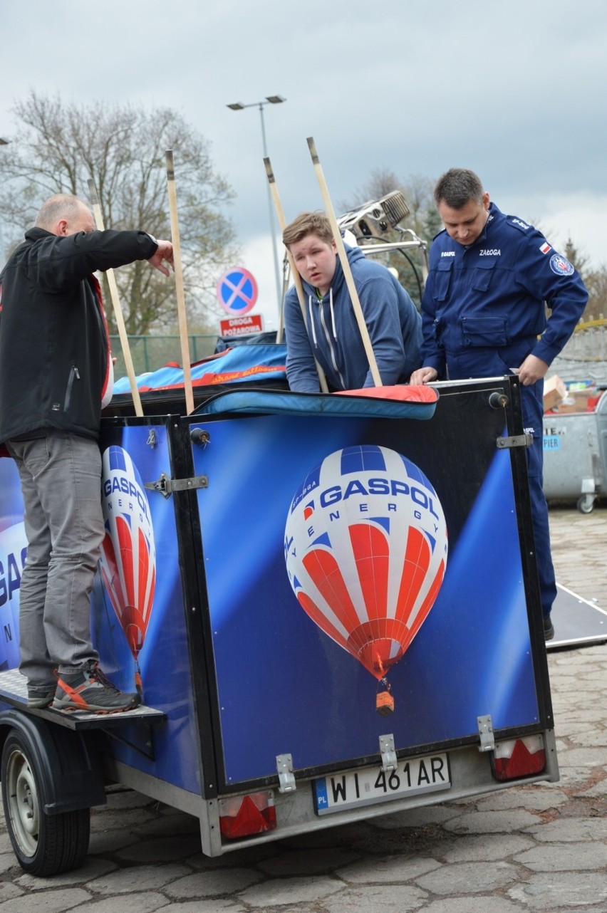 Kwidzyn: Wielkanocne Zawody Balonowe. Kolorowe olbrzymy wzniosły się w niebo [ZDJĘCIA]