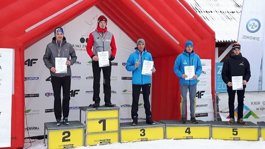 Biathloniści UKN Melafir w trzech biegach zajęli wszytkie stopnie na podium