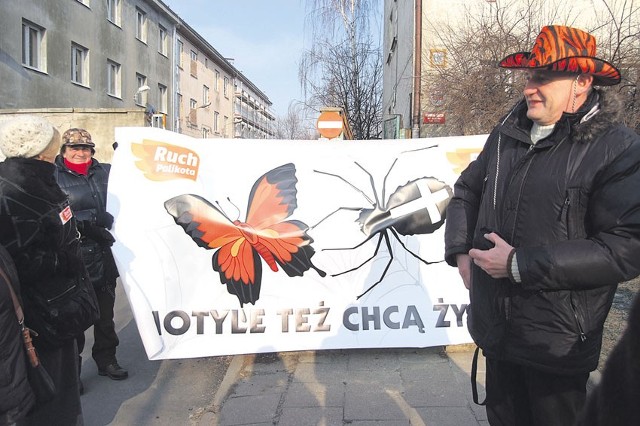 Przed prokuraturą na Górnej demonstrowali działacze Ruchu Palikota.