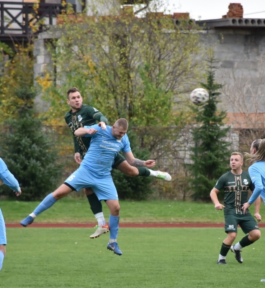 Jesienne derby między Błękitnymi a miłoradzką Deltą w Starym...