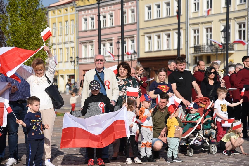 Zobacz, jak mieszkańcy Jarosławia świętowali Dzień Flagi [ZDJĘCIA]