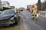 Kolizja z udziałem trzech aut na ulicy Sikorskiego w Śremie