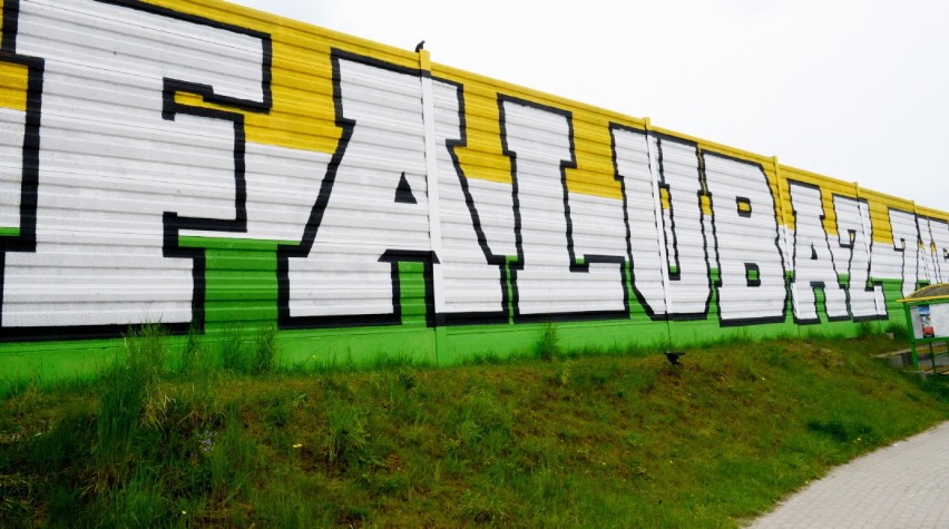 Nowe graffiti Falubazu na Trasie Północnej w Zielonej Górze