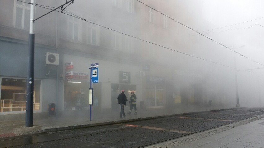 Dym na ul. św. Jana w Katowicach