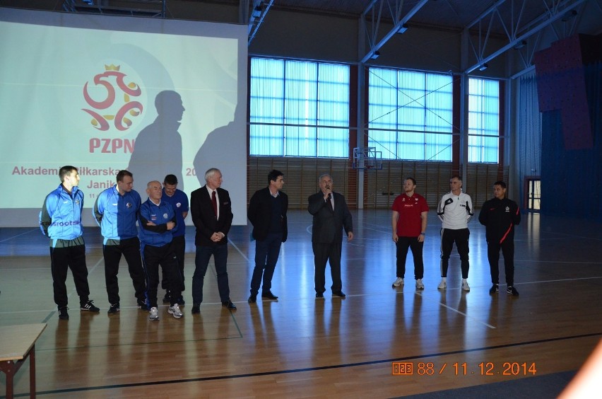 Kursokonferencja - Akademia Piłkarska Grassroots 2014 w Janikowie