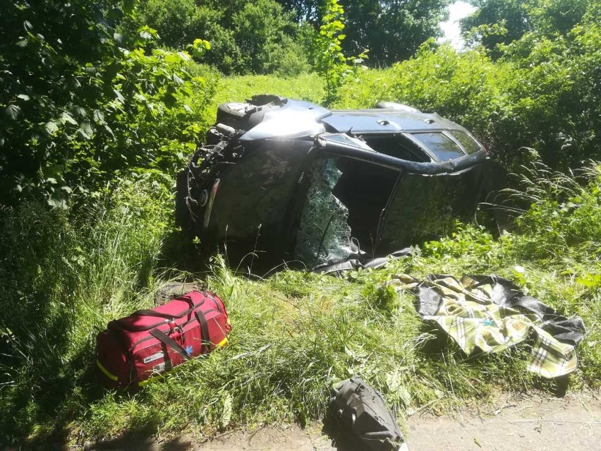 Wypadek koło Lubieszewa  dwóch samochodów osobowych. Jedna osoba w szpitalu.