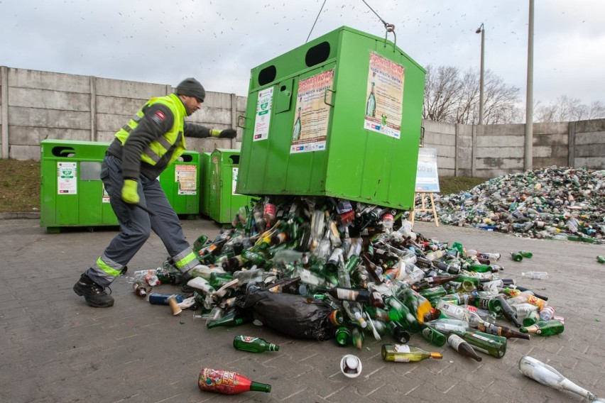 Nagrody w sylwestrowym konkursie butelkowym. Zwycięzców poznamy 10 stycznia [zdjęcia]