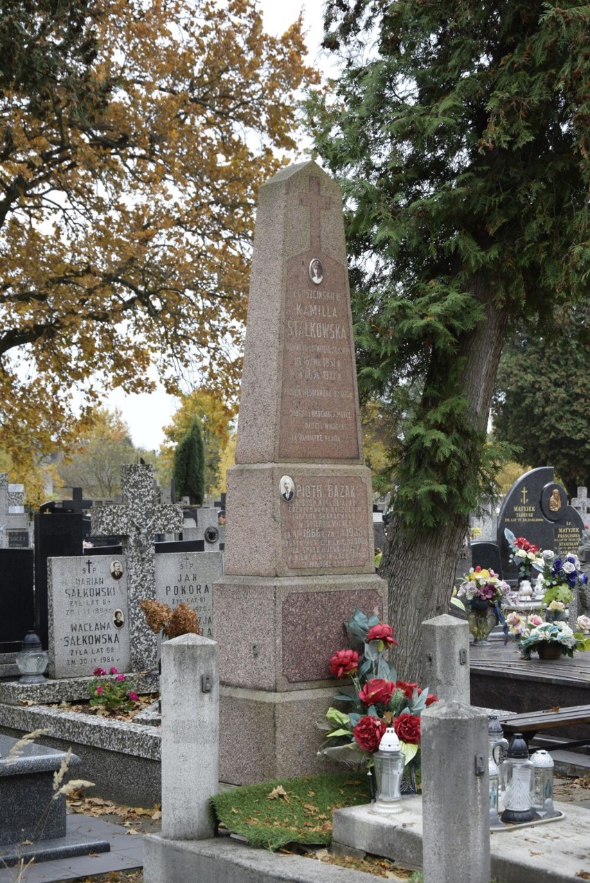Niesamowite nagrobki na cmentarzu św. Józefa w Skierniewicach