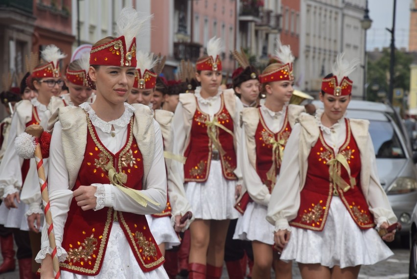 Parada i koncert na Głównym Rynku zwieńczyła 10. Letnią...