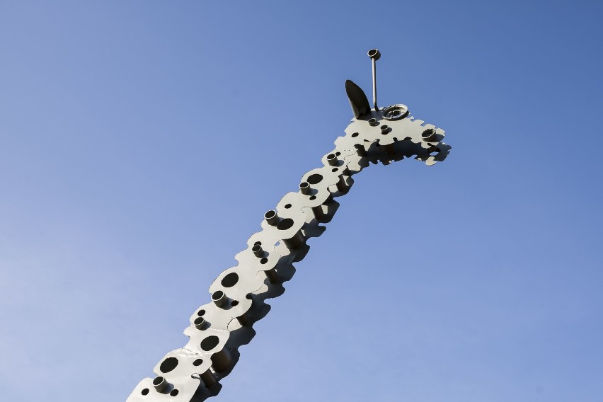 Żyrafa na Woli. Rzeźba - symbol dzielnicy - zostaje na...
