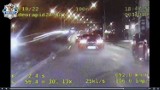 Pędził przez centrum Wrocławia ponad 90 km/h. Wyprzedzał na przejściu dla pieszych. Dostał 26 punktów! [FILM]