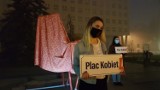 Strajk Kobiet na Placu Słowiańskim w Legnicy [ZDJĘCIA]