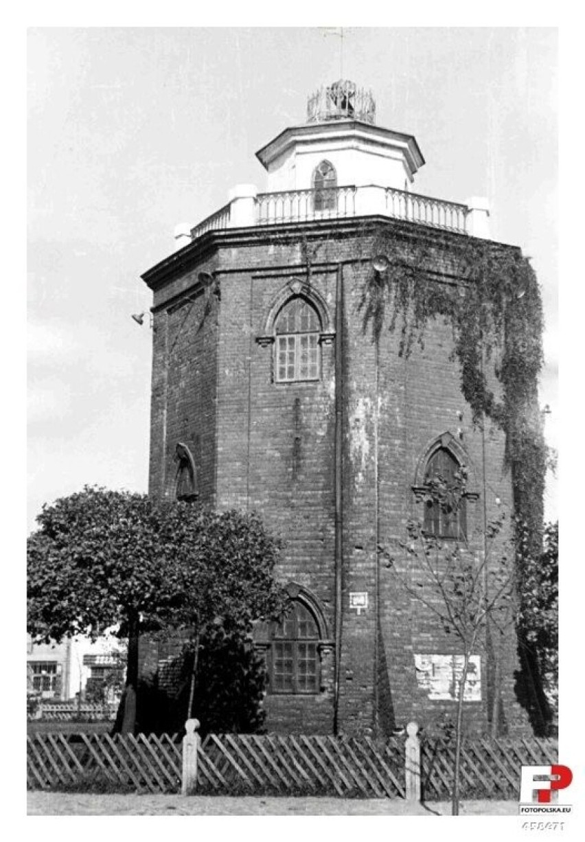 Wieża ciśnień na Rynku w Olkuszu - 1950-1960