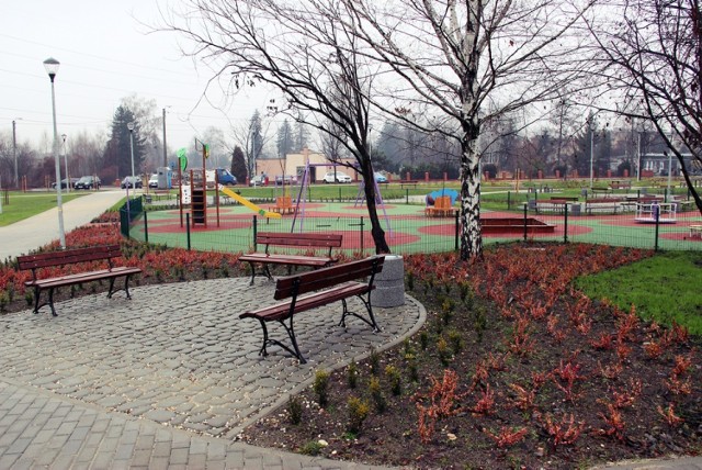 W dzielnicy Rojca w Radzionkowie powstał park rekreacyjny dla dzieci i dorosłych.