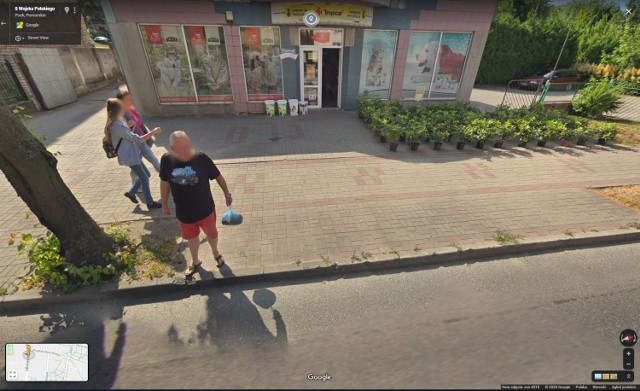 Mieszkańcy Pucka na Google Street View, część 3. Zobacz kogo złapały kamery pojazdu Google. Rozpoznasz ludzi na ulicach Pucka?