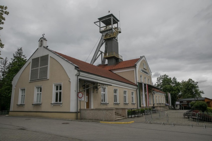 Kopalnię soli w Wieliczce, oprócz Polaków, tłumnie...