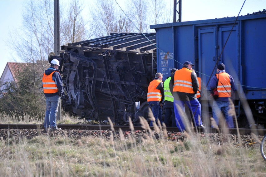 Gdańsk Olszynka: wykoleił się wagon pociągu towarowego [ZDJĘCIA]