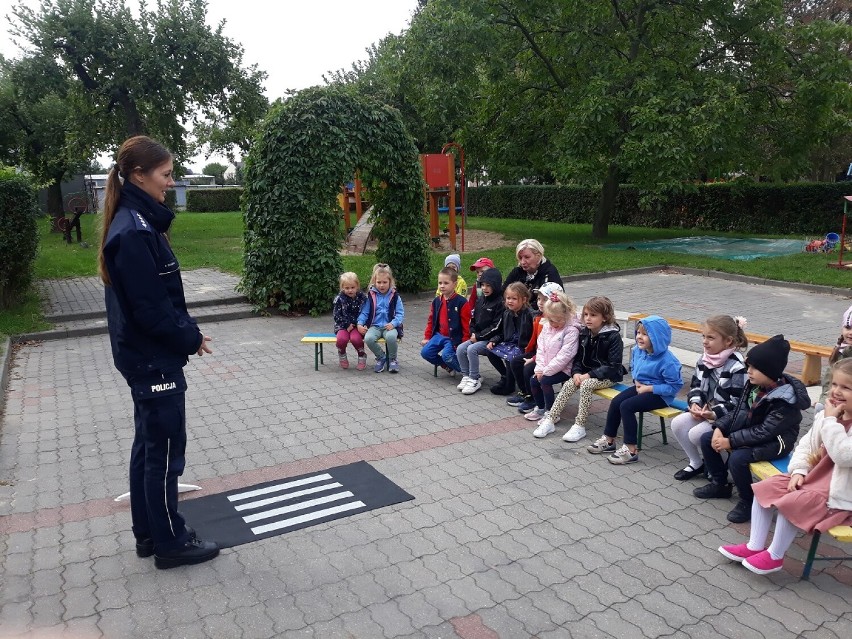 Rypińska policjantka spotkała się z przedszkolakami z "Niezapominajki"