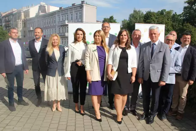 Trzecia Droga prezentuje liderów w okręgu. Na czele Andrzej Grzyb i Barbara Oliwiecka