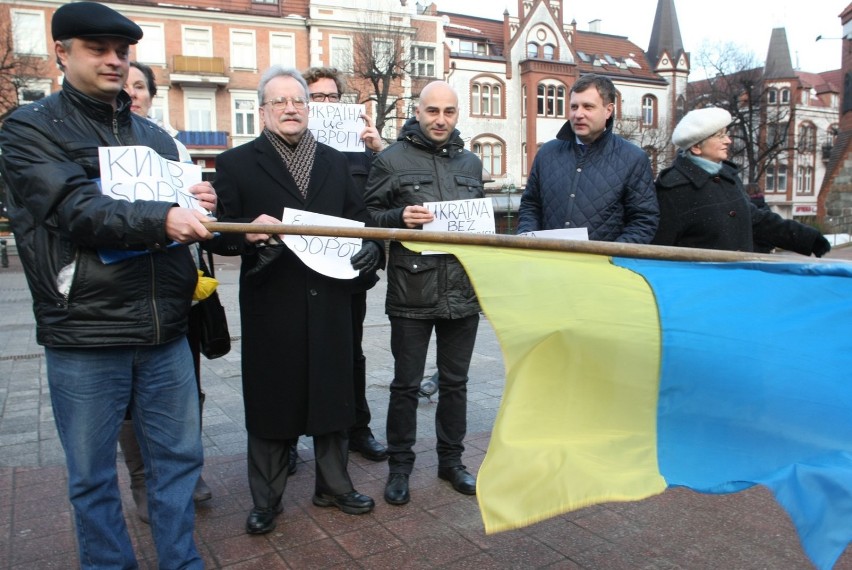 Euromajdan w Sopocie. Mieszkańcy kurortu wyrazili solidarność z Kijowem [ZDJĘCIA]