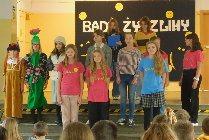 Dzień Życzliwości i Pozdrowień w Szkole Podstawowej nr 9 w Malborku