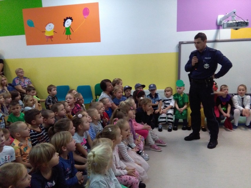 Policjanci odwiedzili przedszkolaków w Lubrańcu [zdjęcia]