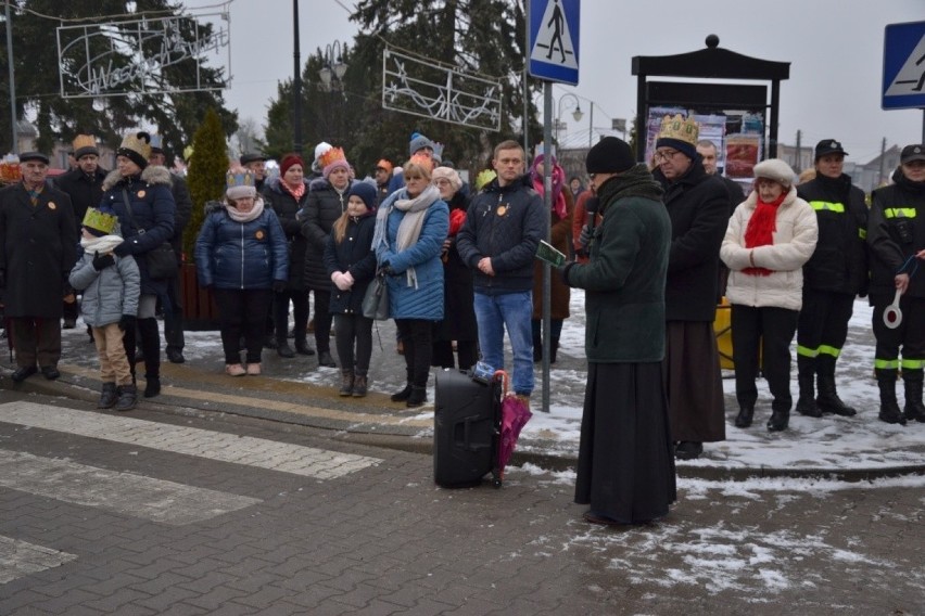 Skępe. Orszak Trzech Króli 2020 w Skępem. Tak radośnie i tłumnie było rok temu [zdjęcia] 