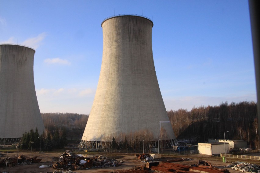 Elektrownia Turów: wyburzenie chłodni kominowej (ZDJĘCIA)