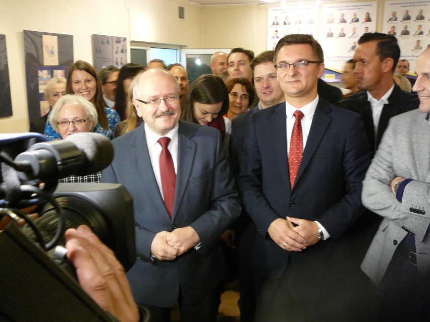 Wybory 2014 w Katowicach: Wyniki: I turę wygrywa Krupa, w II zmierzy się z Sośnierzem ZDJĘCIA
