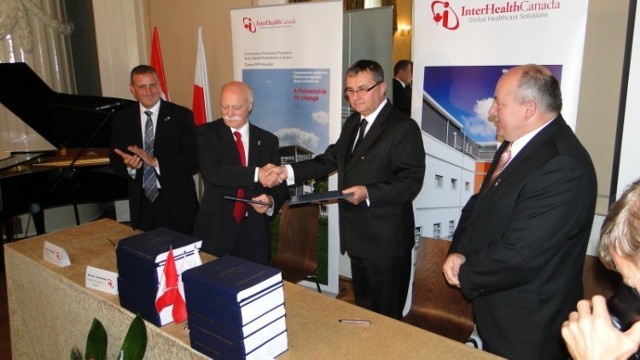 Podpisanie umowy na budowę Nowego Szpitala Powiatowego w Żywcu, które odbyło się 15 września 2011 roku