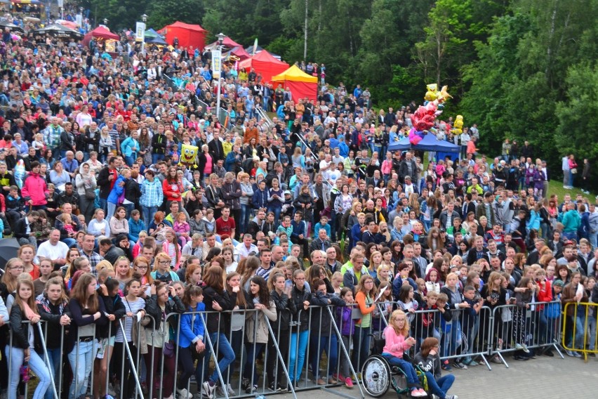 Koncert Sylwii Grzeszczak na Truskawkobraniu