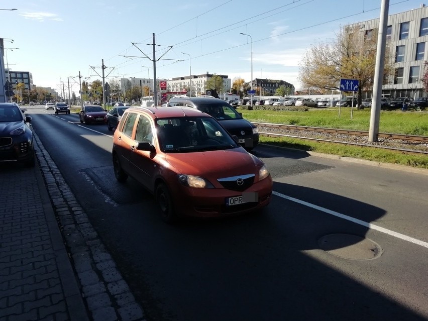 Progi zwalniające na ulicy Ślężnej we Wrocławiu. Kierowcy są w szoku