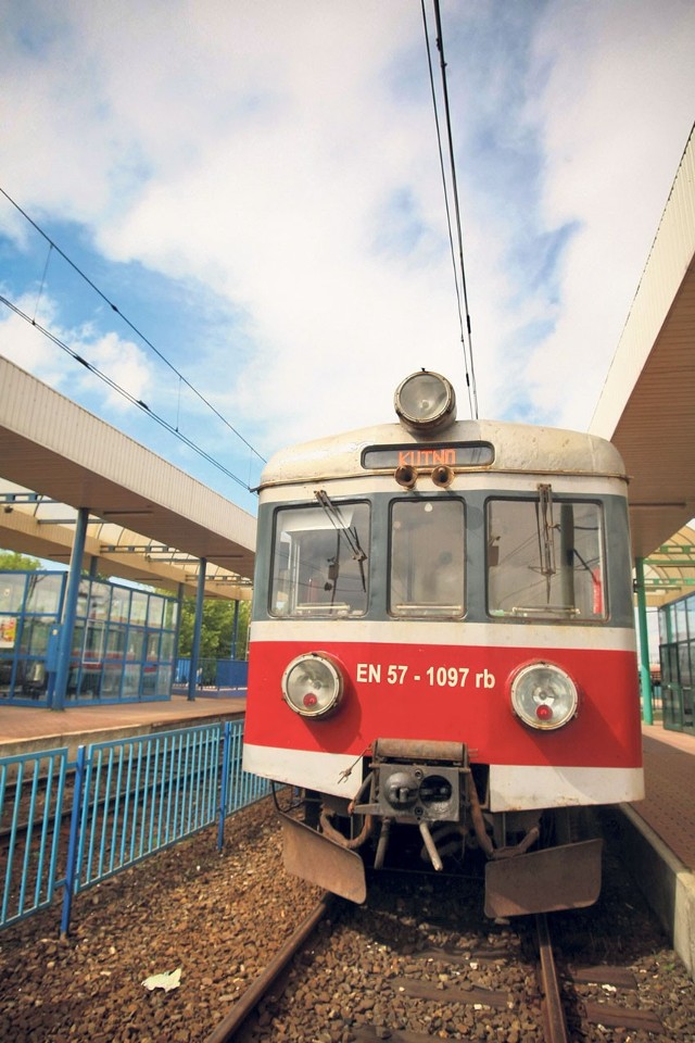Miesiąc temu Urząd Marszałkowski podpisał umowę na remont trzech pociągów za 23,4 mln zł.