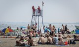 Lato 2018 w Sopocie. Na 10 kąpieliskach morskich będzie czuwać 40 ratowników. Lista plaż strzeżonych w Sopocie