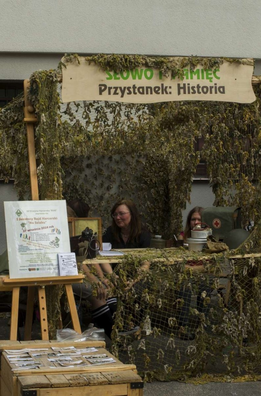 Nowy Tomyśl.  IV Przystanek Biblioteka FOTO