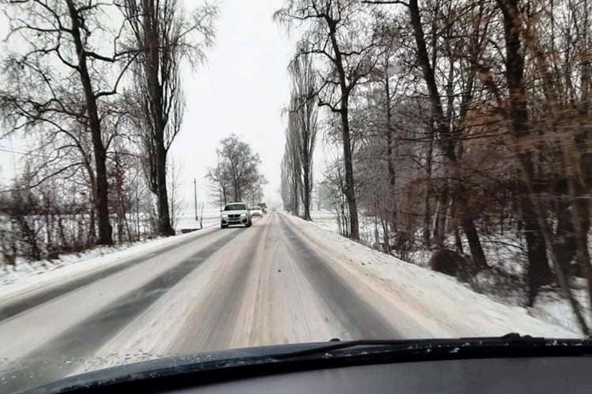 Uwaga! Bardzo trudne warunki na drogach Bielska-Białej i powiatu! Jest ślisko, pada marznący deszcz