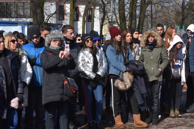 Młodzież z Izraela w Radomsku. Goście odwiedzili cmentarz żydowski i wzięli odział w uroczystościach