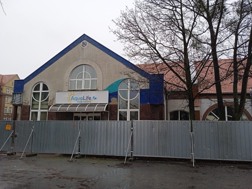 Ponad 950 tys. zł kosztował zakończony pod koniec grudnia remont dachu budynku basenu przy ulicy Kościuszki we Wrześni.