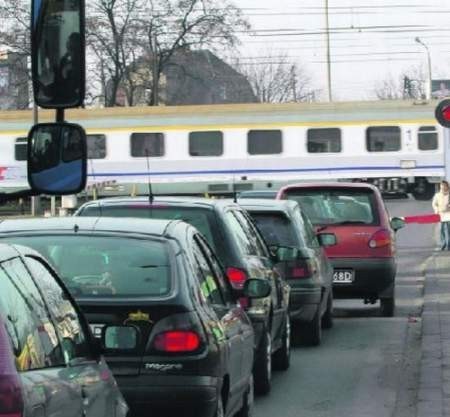 Nie ma szans, żeby poprowadzić linię tramwajową ul. Grunwaldzką do os. Kwiatowego  - fot. Janusz Romaniszyn