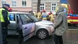 Wypadek na ul. Sądowej w Opolu. Zderzyły się tam trzy samochody, jedna osoba trafiła do szpitala
