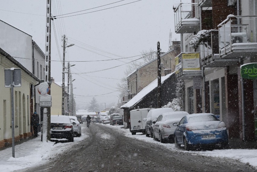 W Skierniewicach spadł pierwszy w tym sezonie śnieg