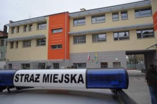 Mieszkańcy opolskiego osiedla AK uważają, że patroli straży miejskiej powinno być więcej popołudniami i wieczorami niż rano.