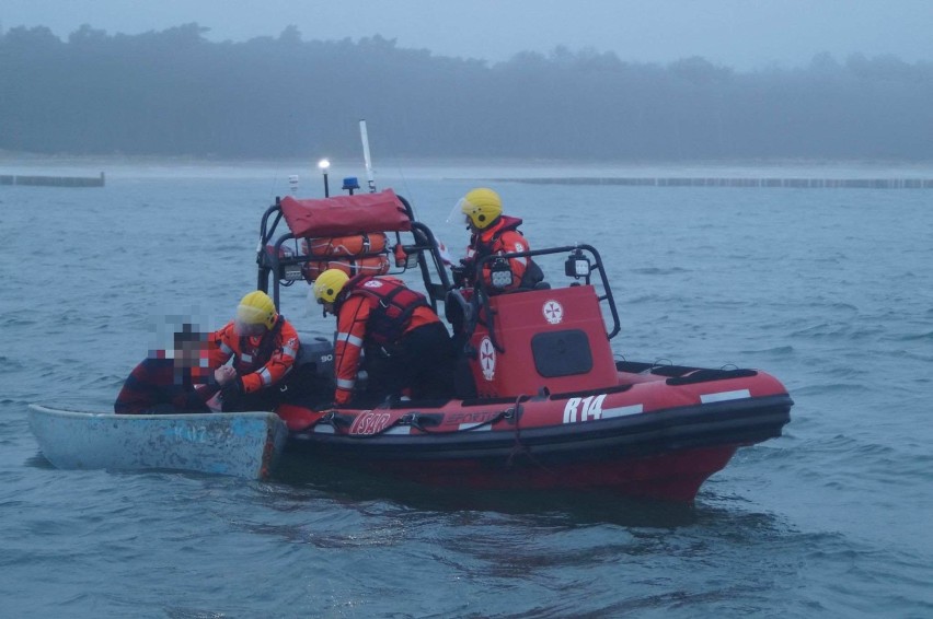 1 stycznia 2020 operator Centrum Powiadamiania Ratunkowego przekazał do Morskiego Ratowniczego Centrum Koordynacyjnego informacje o dwóch osobach znajdujących się w wodzie około 500 metrów od brzegu