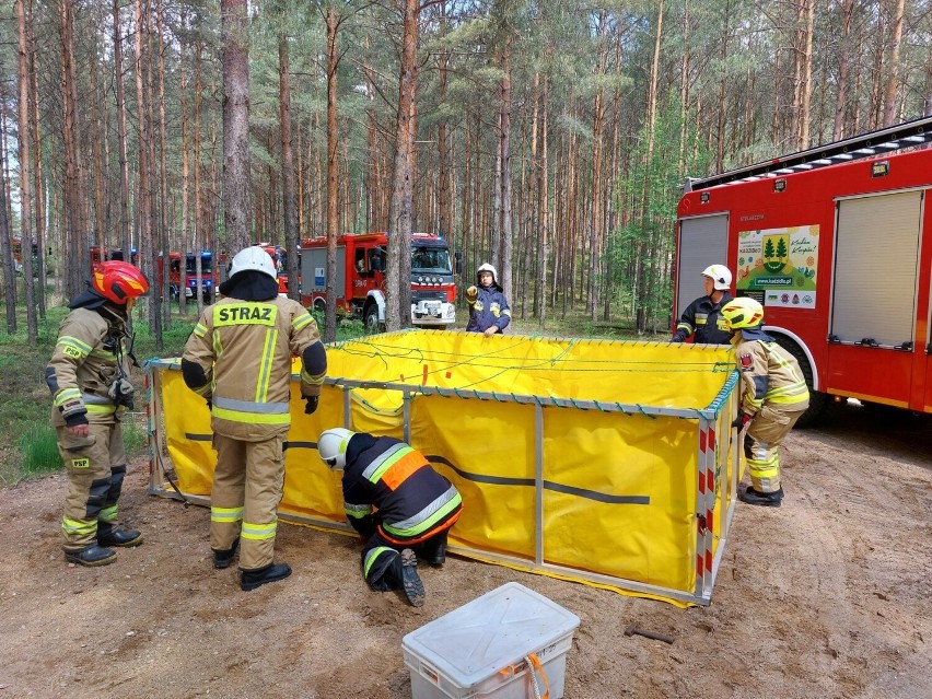 Zobaczcie zdjęcia z dużych ćwiczeń strażackich w gminie Łyse