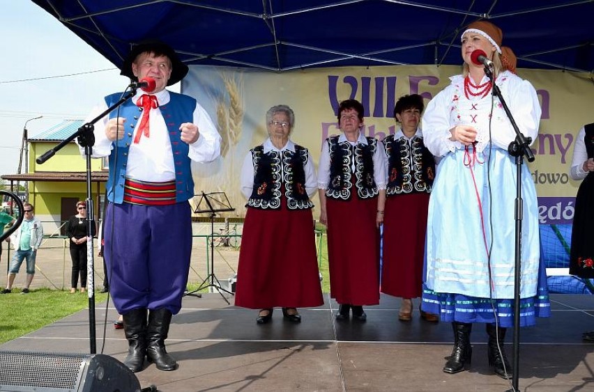 Festyn folklorystyczny Chlebem i solą, raz na ludowo tym...