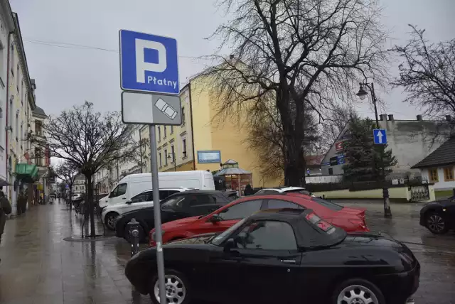 Od lutego przyszłego roku wzrosną ceny za parkowanie w Strefie Płatnego Parkowania w Tarnowie.