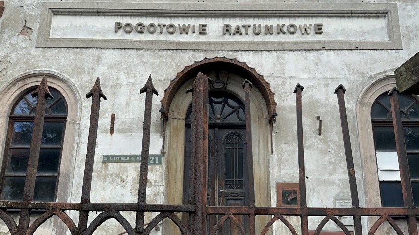 Budynek po byłym pogotowiu ratunkowym w Bochni od 2008 roku...