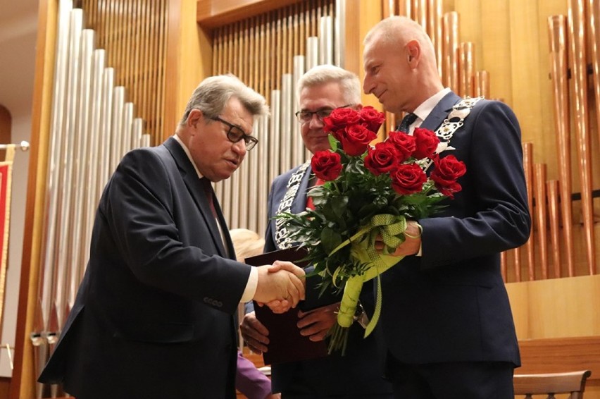 Tadeusz Chęsy Honorowym Obywatelem Miasta Inowrocławia [zdjęcia]